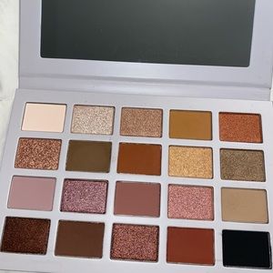 Morphe Madison Beer Palette